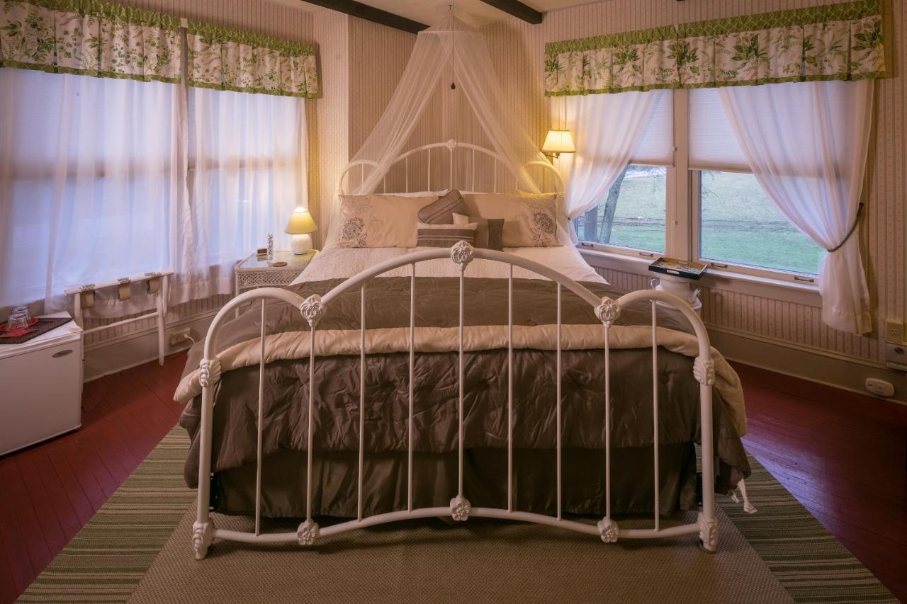 Taylor House Inn 배너 앨크 외부 사진