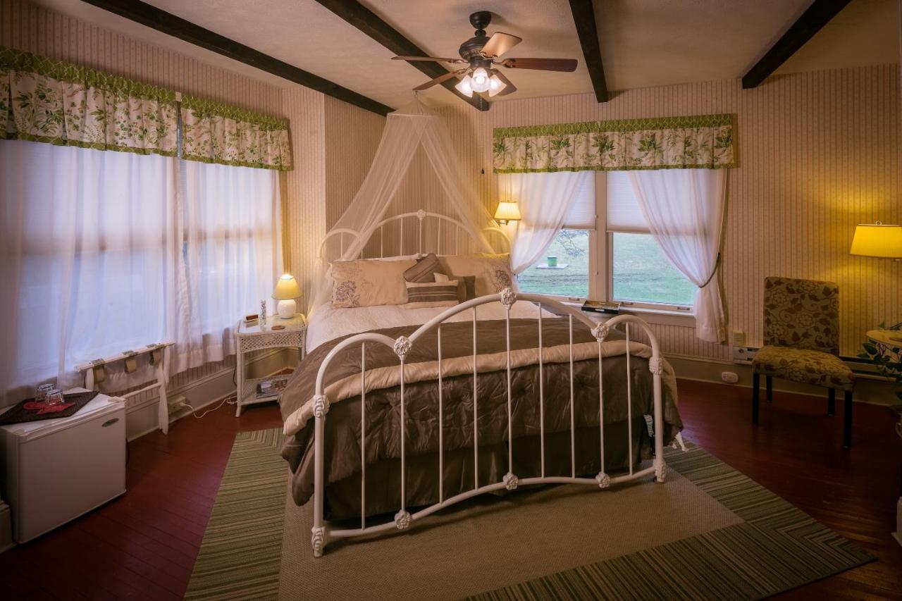 Taylor House Inn 배너 앨크 외부 사진
